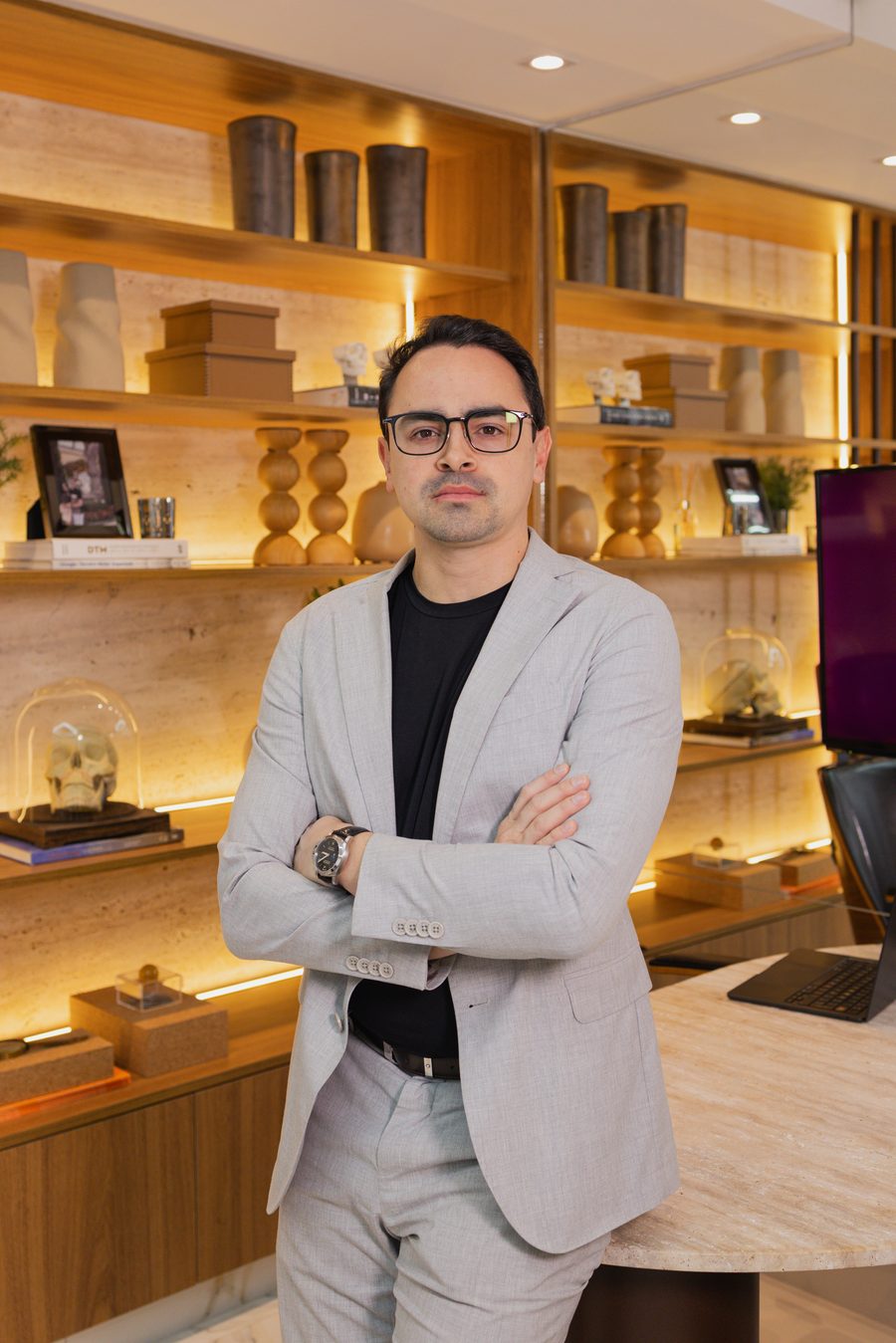 Dr. Felipe Bueno — Cirurgião Bucomaxilofacial